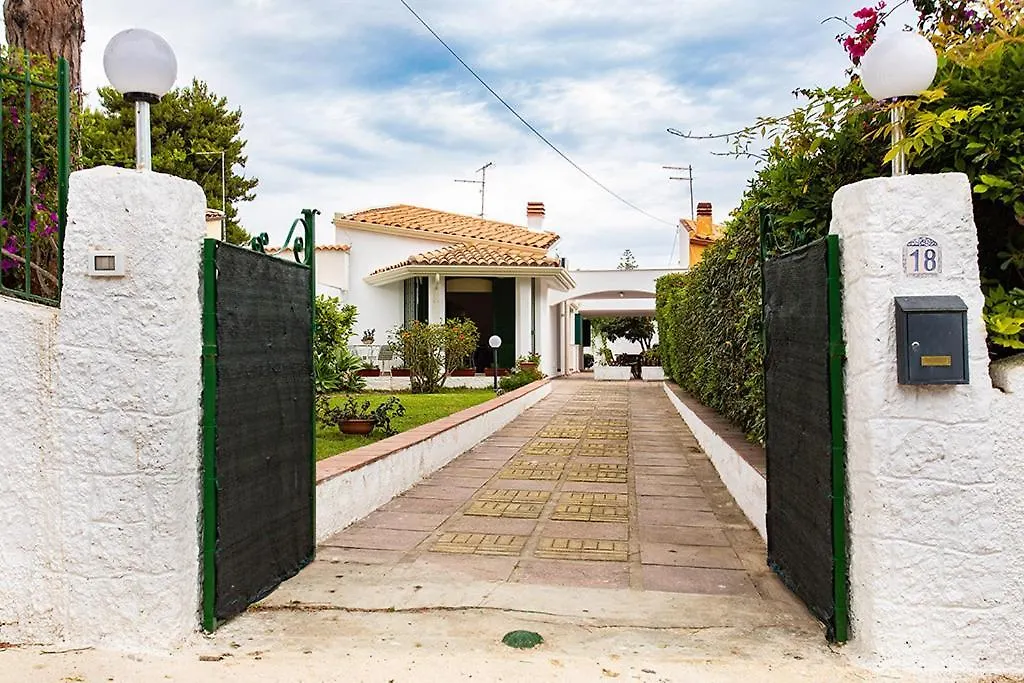 Villino A Fontane Bianche By Wonderful Italy Villa Syracuse