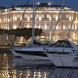 Grand Ortigia Отель